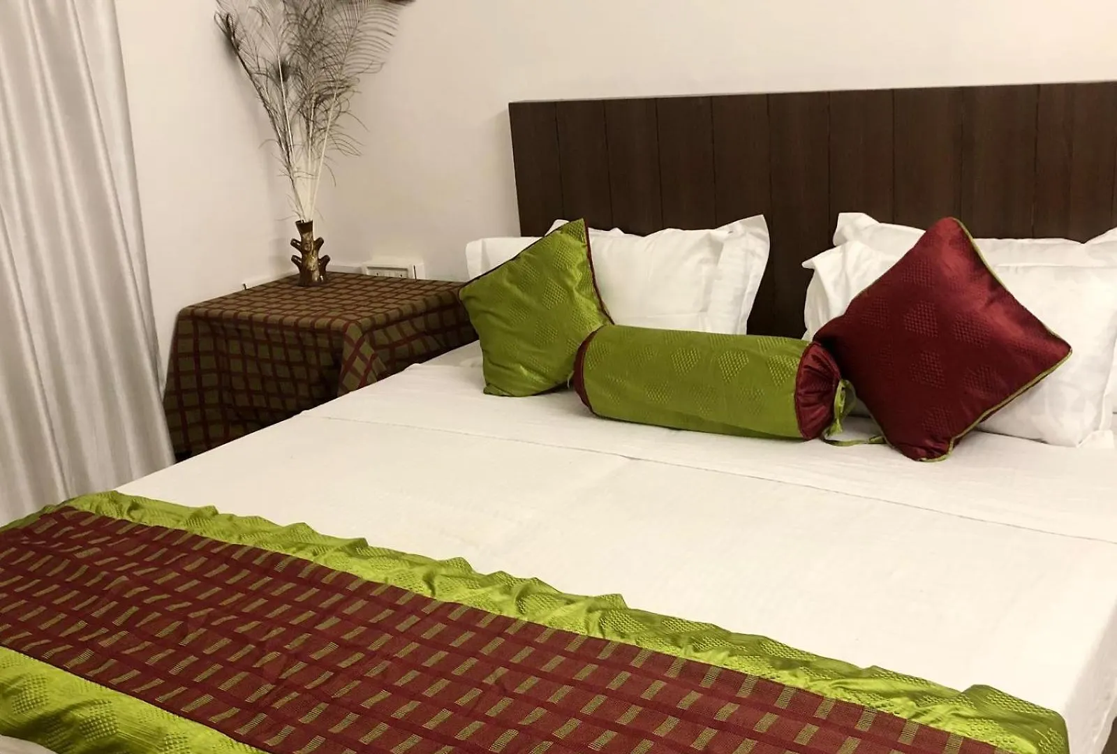Mother Tree Inn Kochi